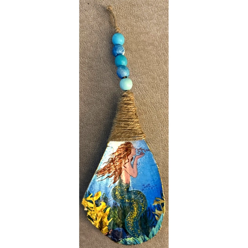 Handmade Mermaid Seashell Ornament – Coastal Beach Decor Pen Shell